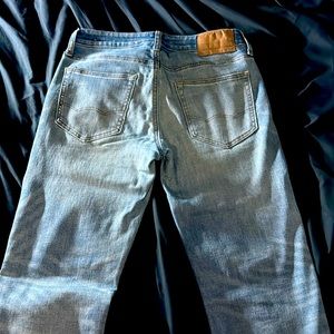 American eagle 28x32